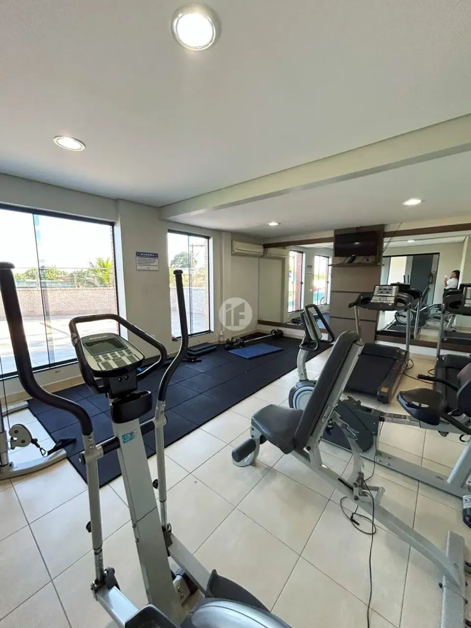 Vendo Apartamento com 191m² com 4 quartos - Foto 4