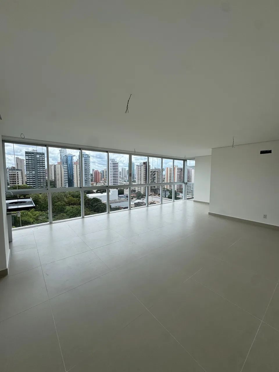 Ed. Torre Noir, 138m², 3 suítes e 2 vagas