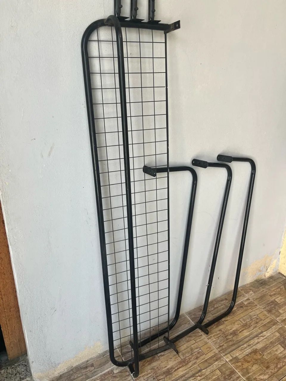Araras de roupas  - Foto 2