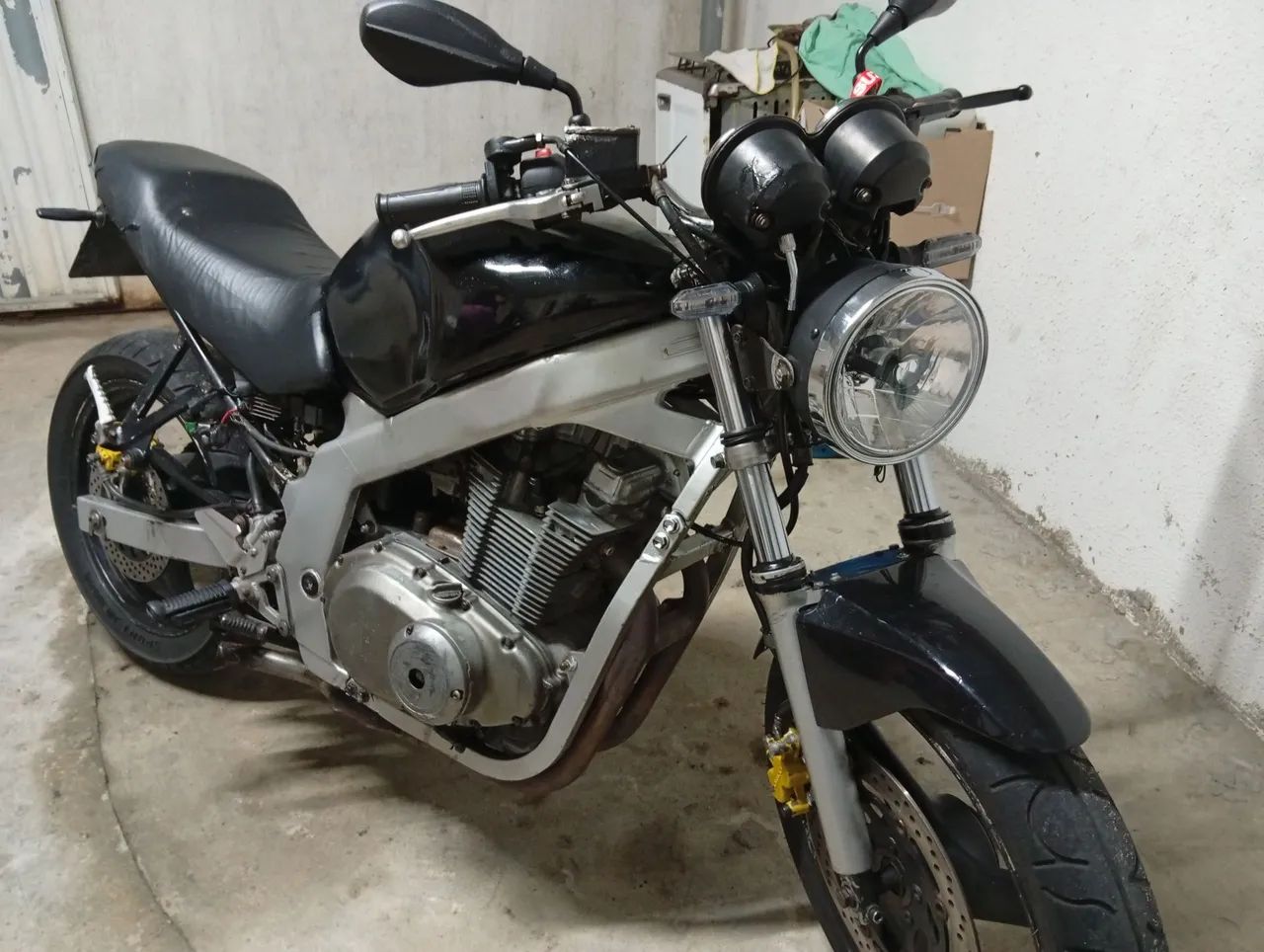 Suzuki gs 500 e