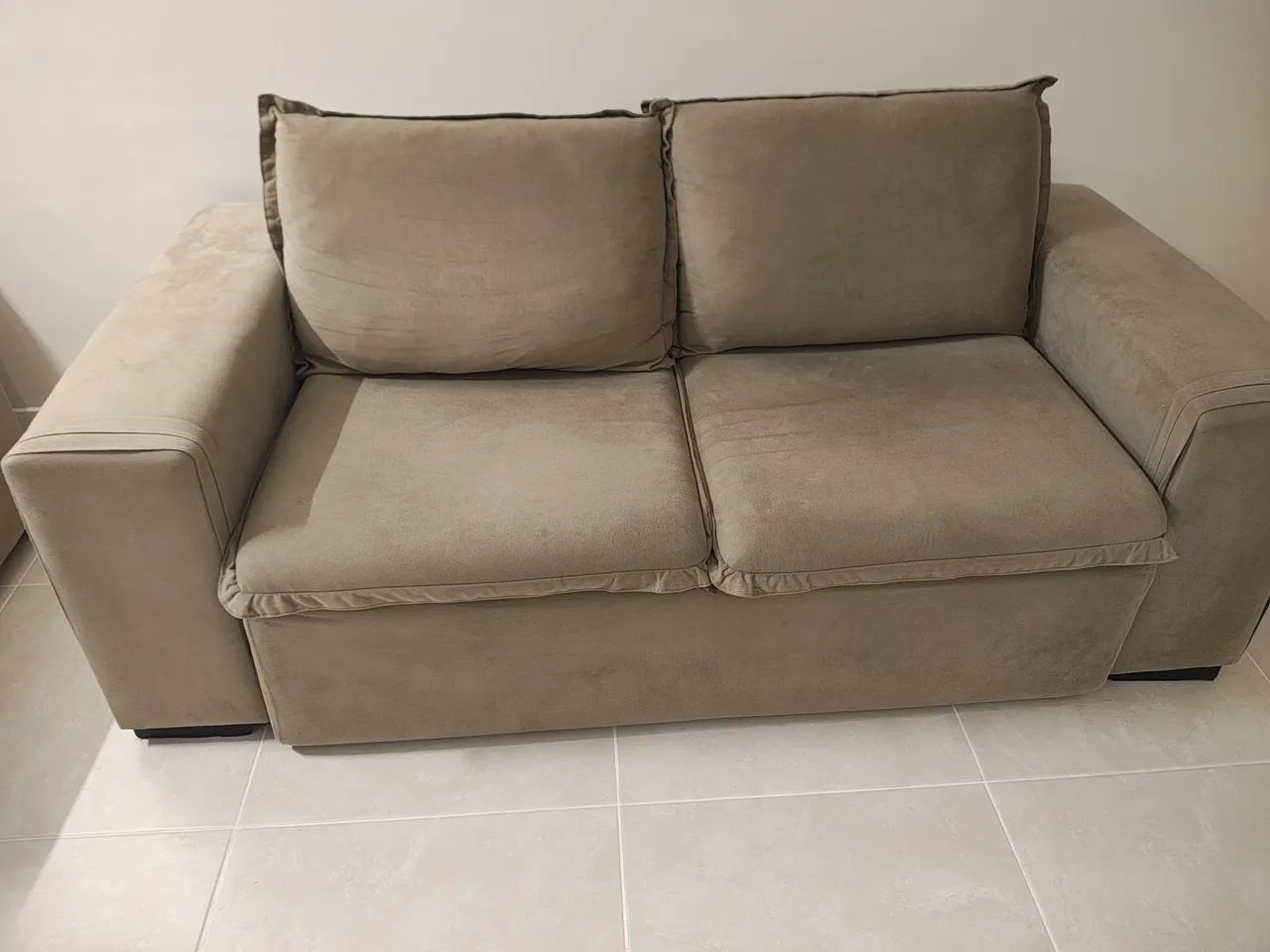 Sofá cama em Suede, oportunidade 