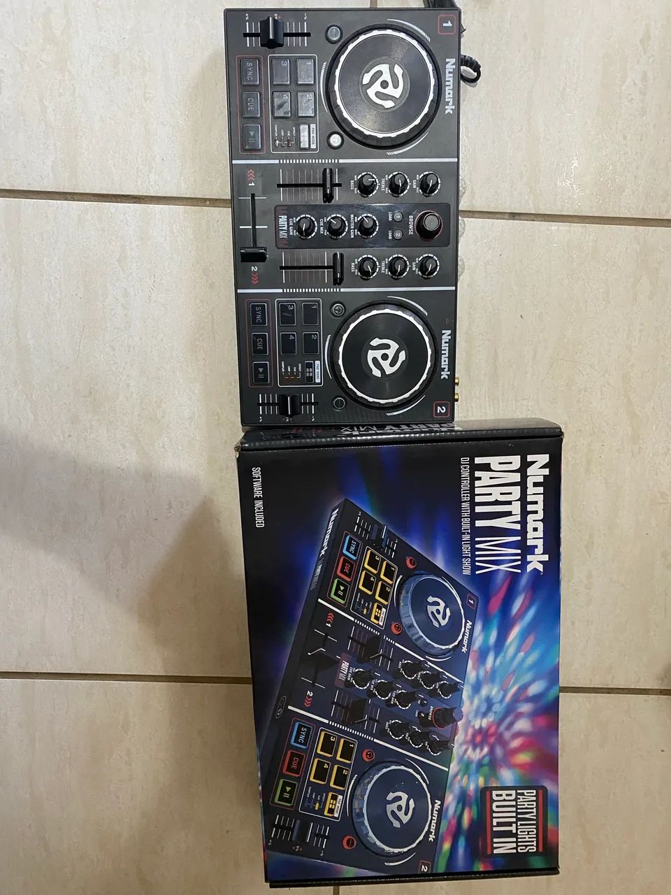 Controladora DJ numark Party mix - Foto 4
