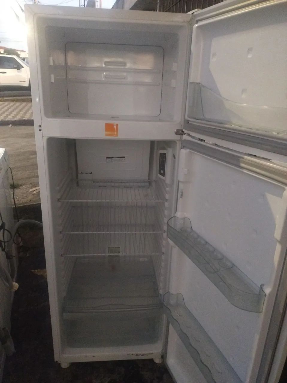 Geladeira Consul 334 litros funcionando perfeitamente  - Foto 2