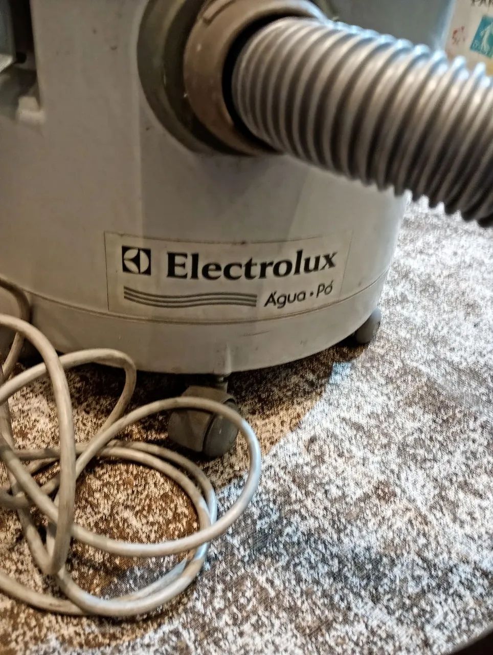 Aspirador de água e pó bonito em estado de novo - Foto 4