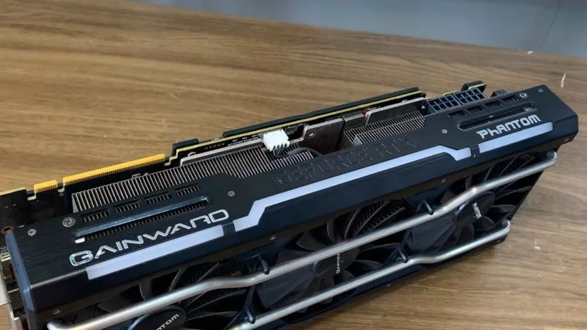 RTX 2070 SUPER 8GB GAINWARD PHANTOM TRIPLE - Foto 3
