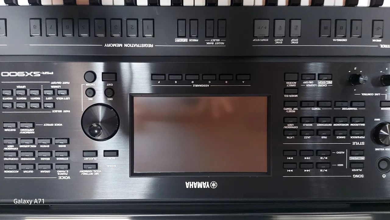Teclado Yamaha PSR-SX900 Semi Novo, Menos de 6 Meses de Uso, Impecável