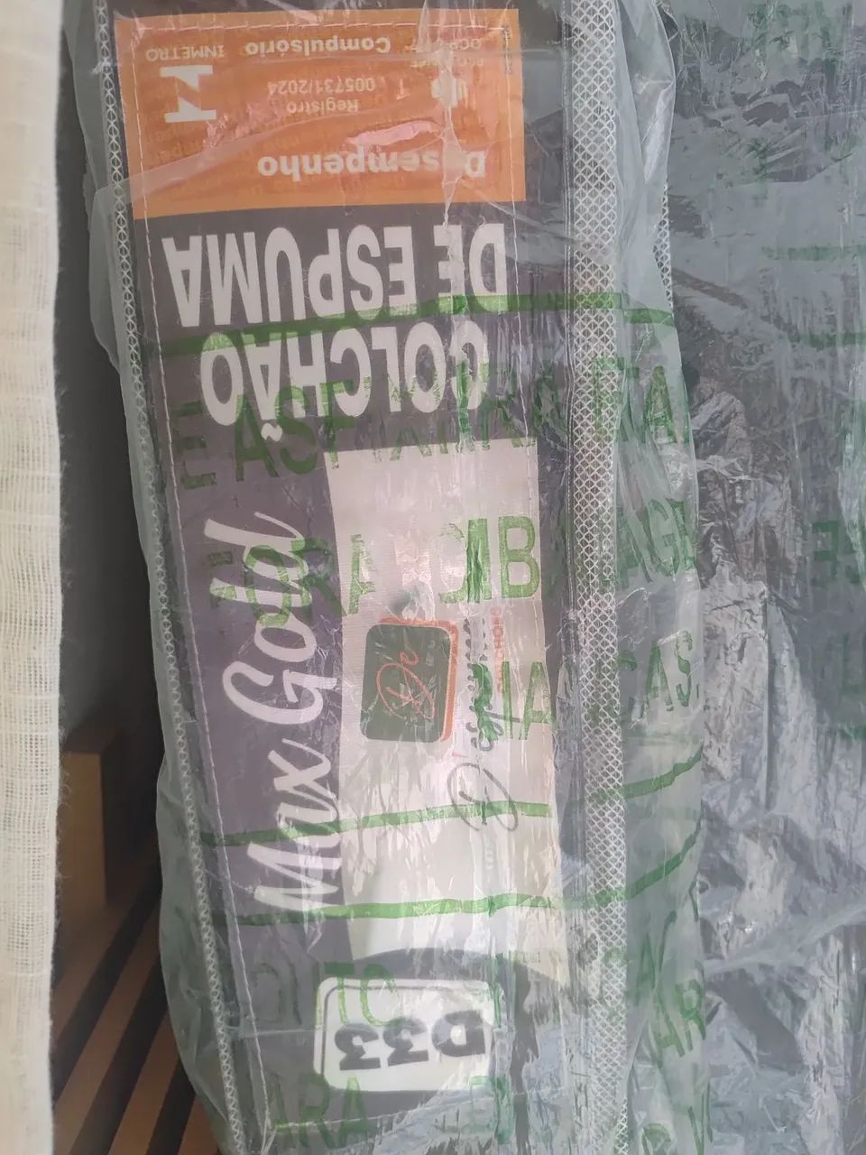 Colchões de Solteiro D33 Semi Novos! - Foto 2