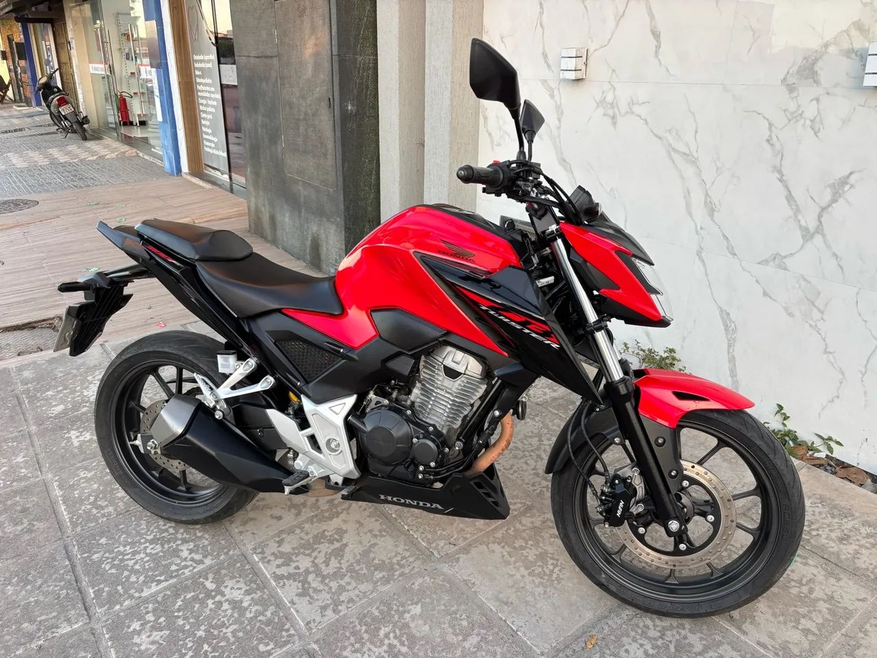 CB300F TWISTER CBS - Foto 3