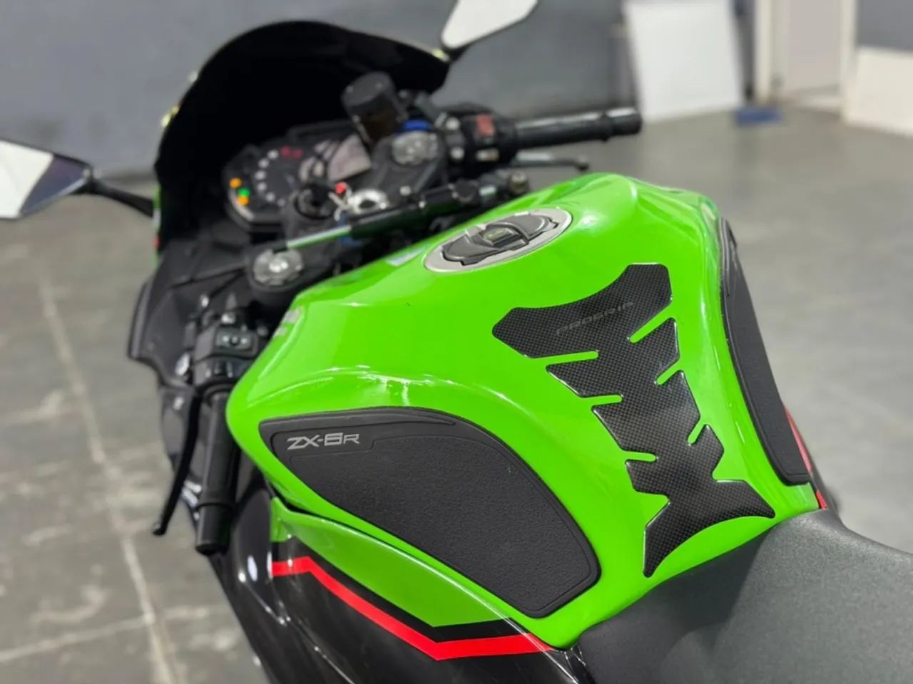 Kawasaki Zx-6r 636cc 2022 - 1503422319 | OLX