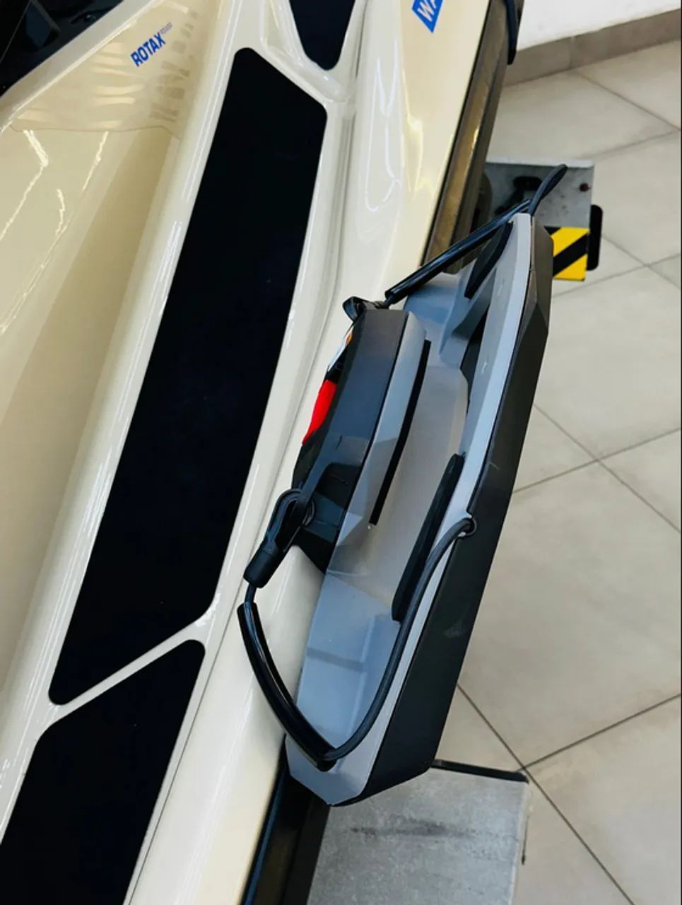 JET SKI SEADOO WAKE 170 2025 - Foto 6