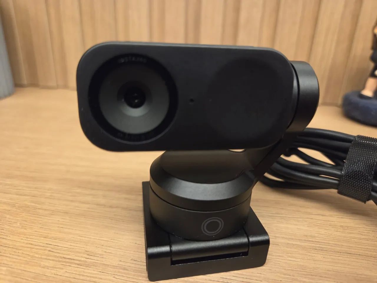 Câmera Insta360 link 2 PTZ + case  - Foto 2
