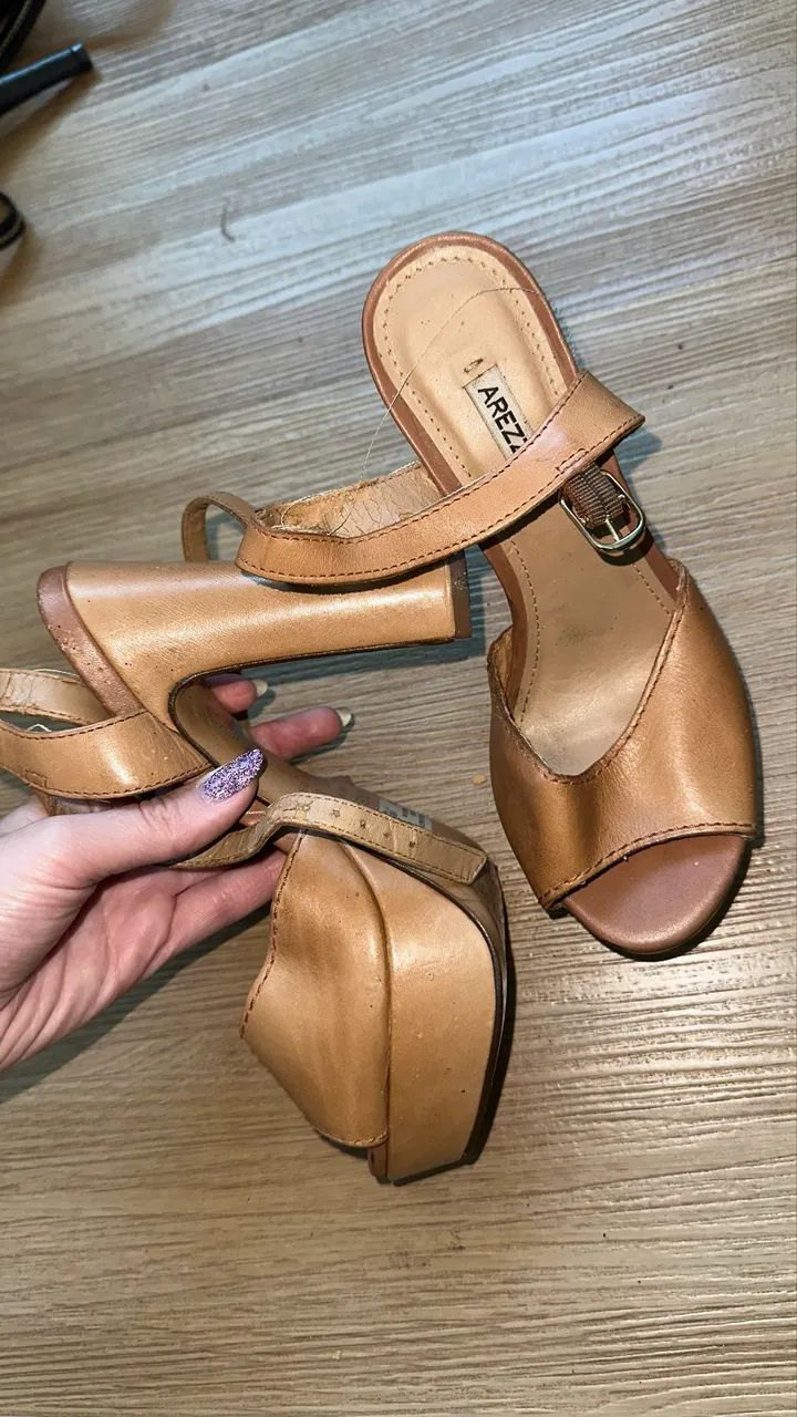 VENDO AREZZO TOP PRA SAIR RAPIDO - Foto 2