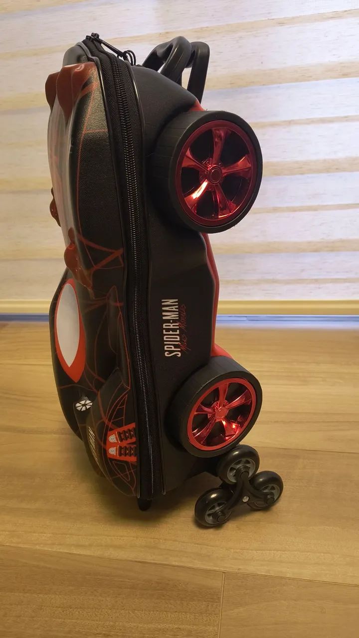 Mochila Homem Aranha Miles Morales com rodinhas  - Foto 2