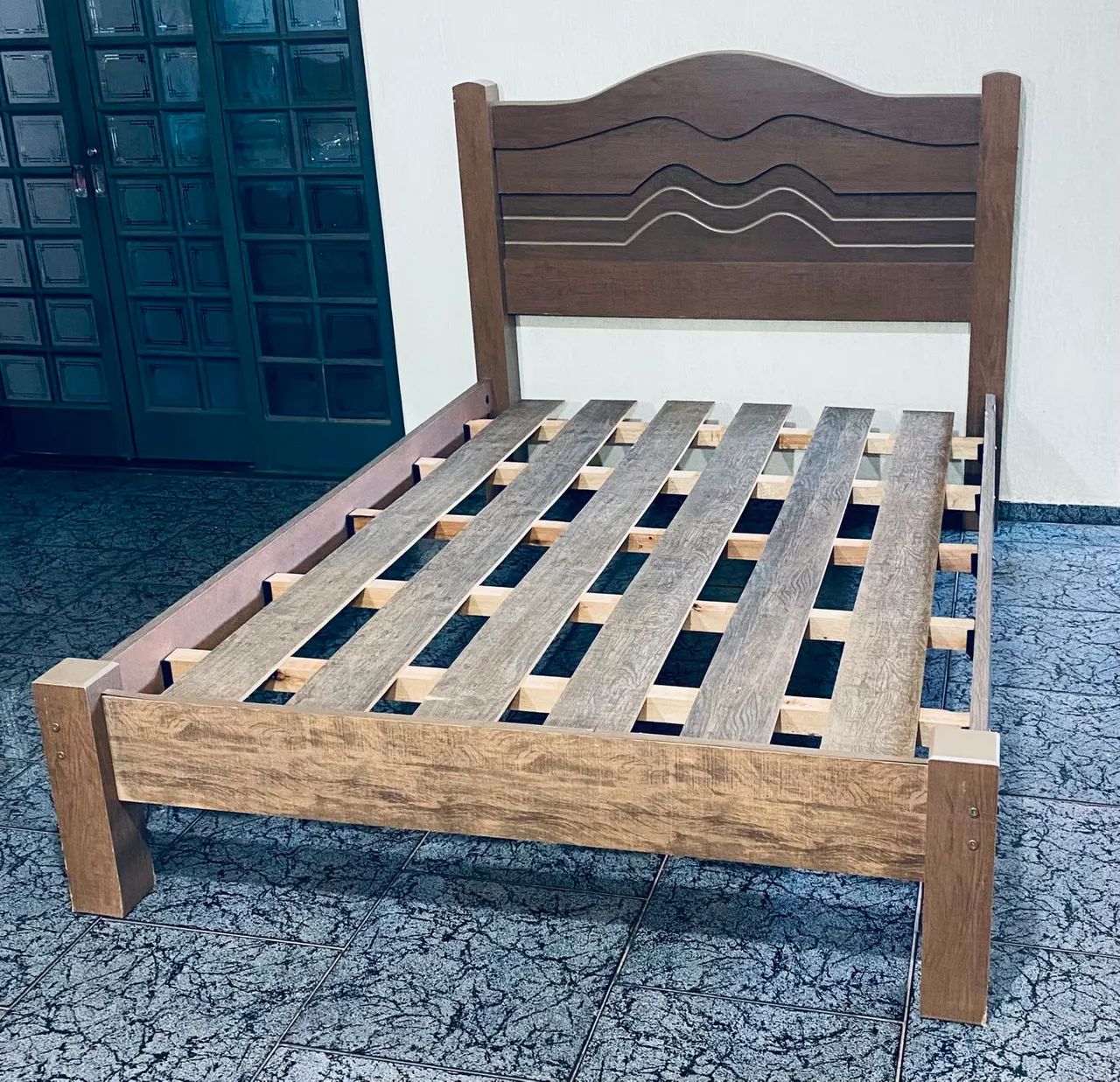 CAMA DE CASAL EM PERFEITO ESTADO  - Foto 3