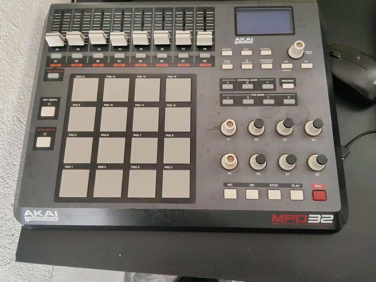 mpd 32 Akai dj