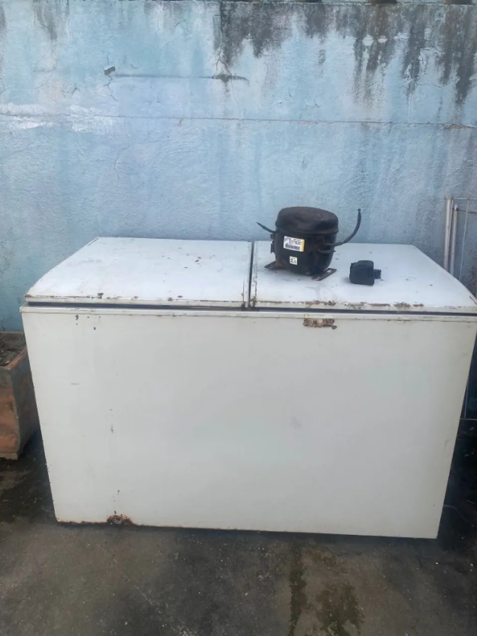 Freezer eletrolux 399l