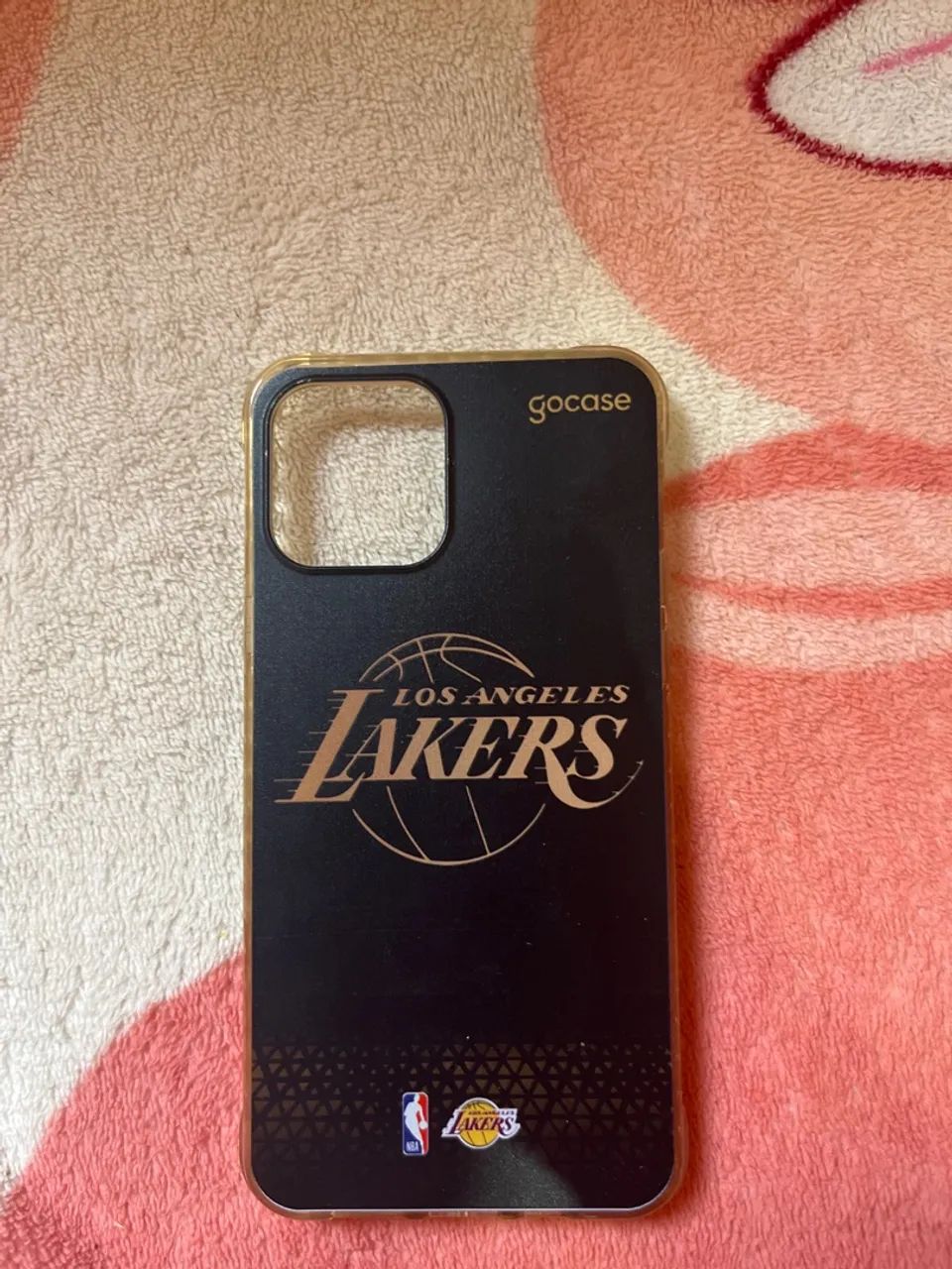 Duas capinhas originais da GoCase para iPhone 12, bem conservadas e pouco usadas!  - Foto 2