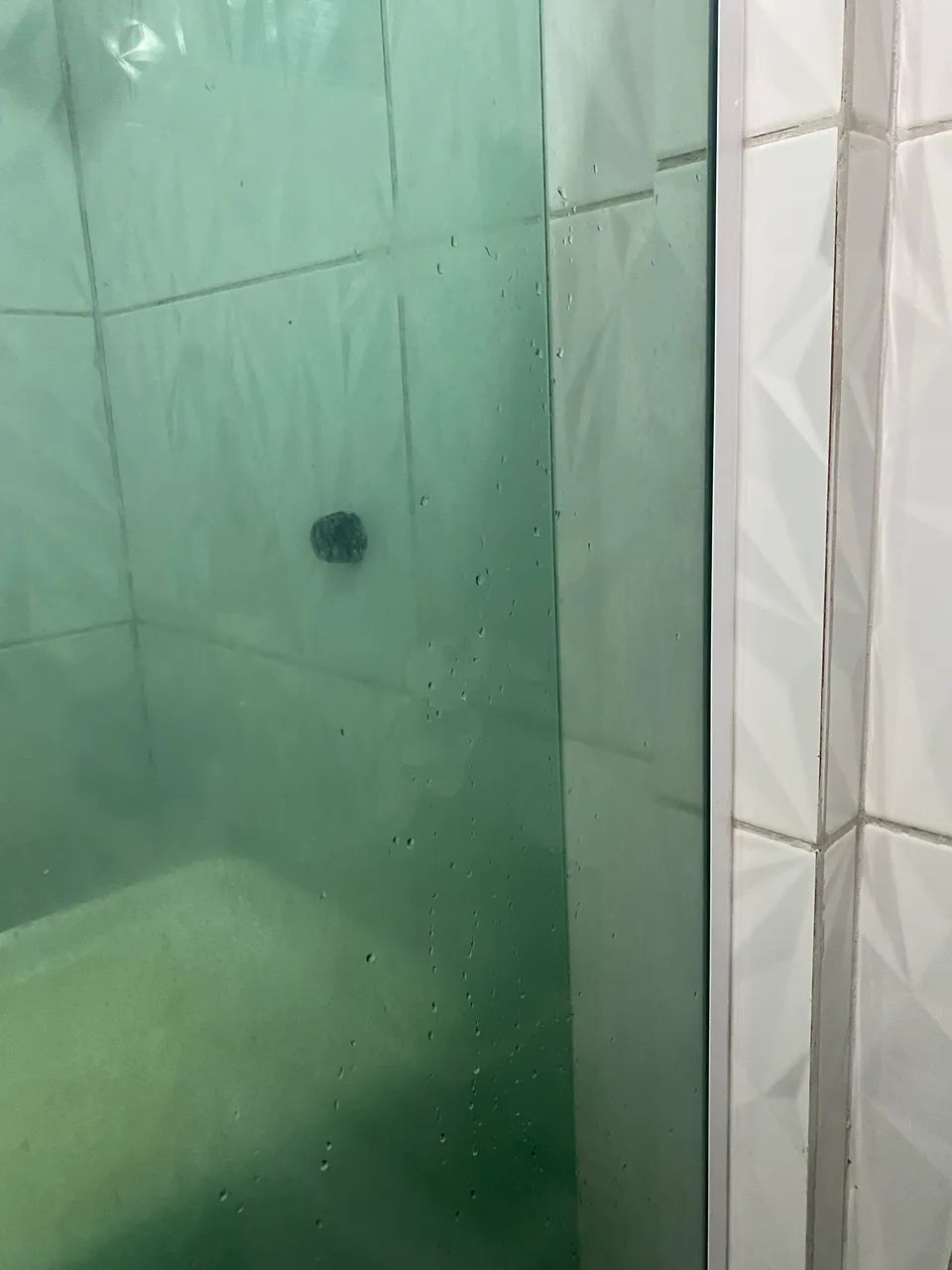 Box para banheiro com folha fixa 80/ de correr75