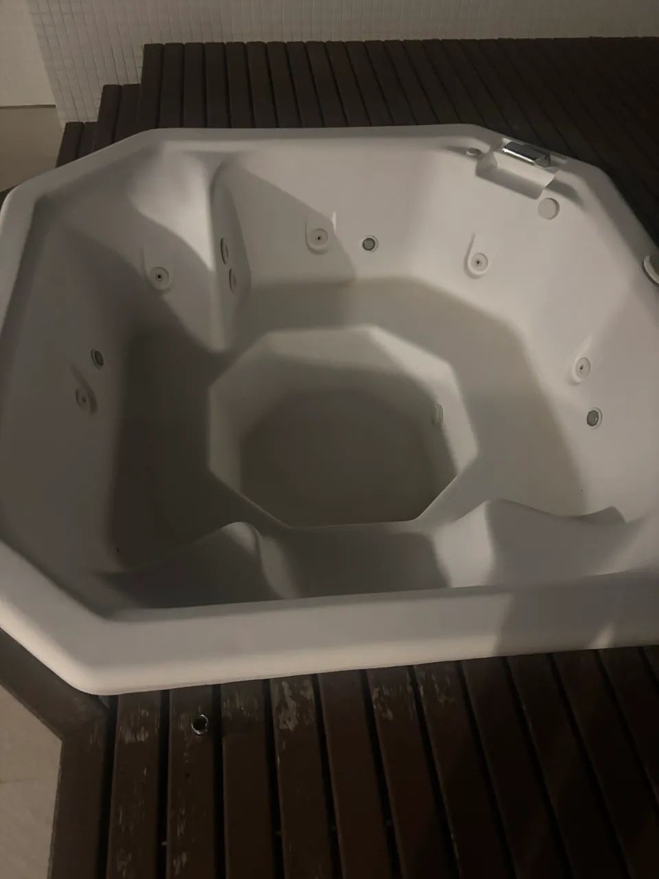 Oportunidade SPA para 6 Pessoas completa 