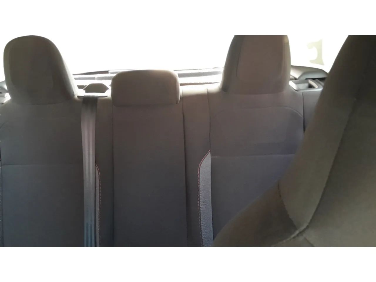 Volkswagen Polo Track 1.0 Flex 12V 5p, foto 12 de 16