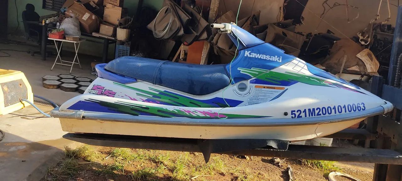Casco jet ski para projeto 