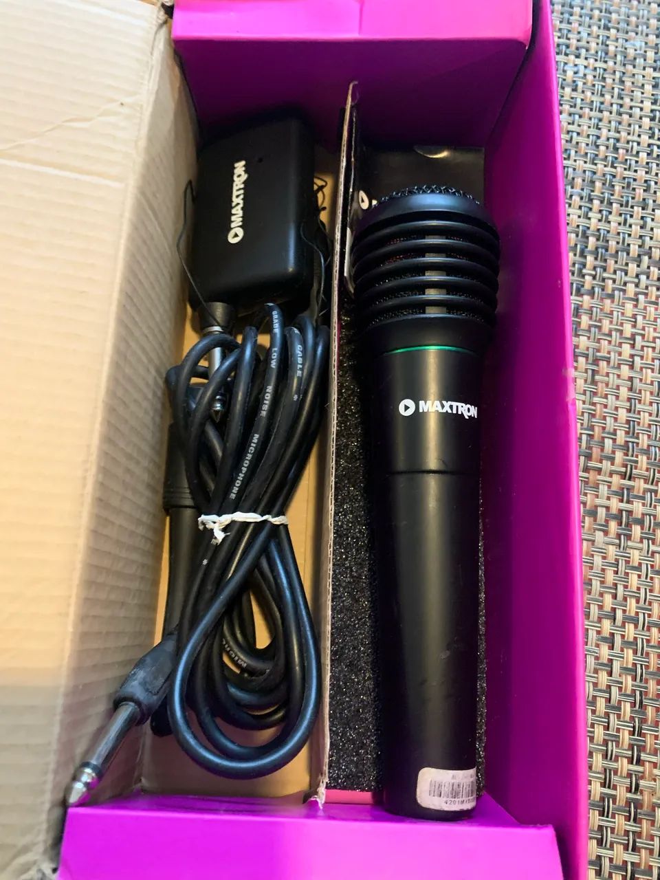 Microfone Maxtron MX608 com Cabo - Completo - Foto 5