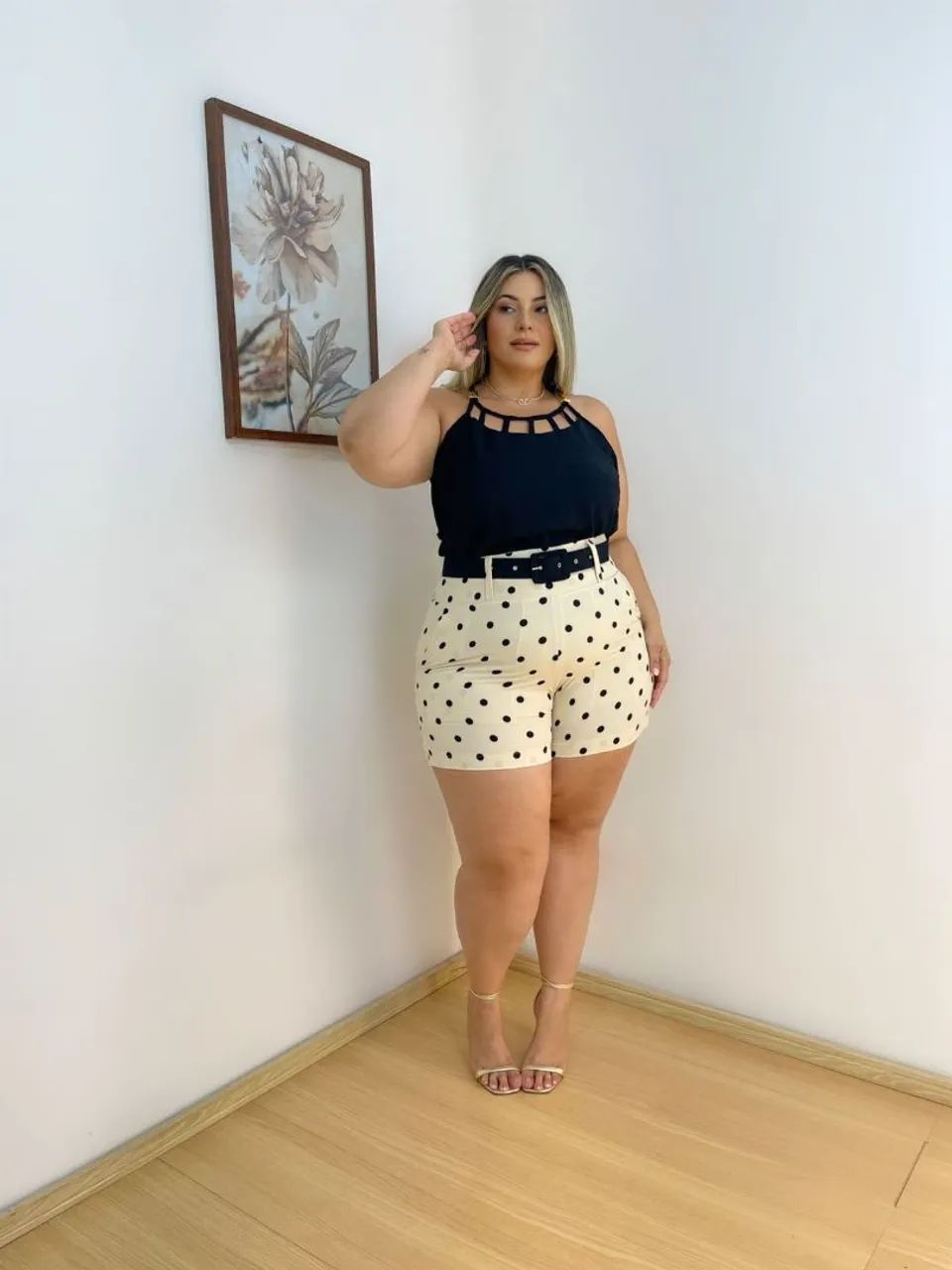 Curva elegante  - Foto 3