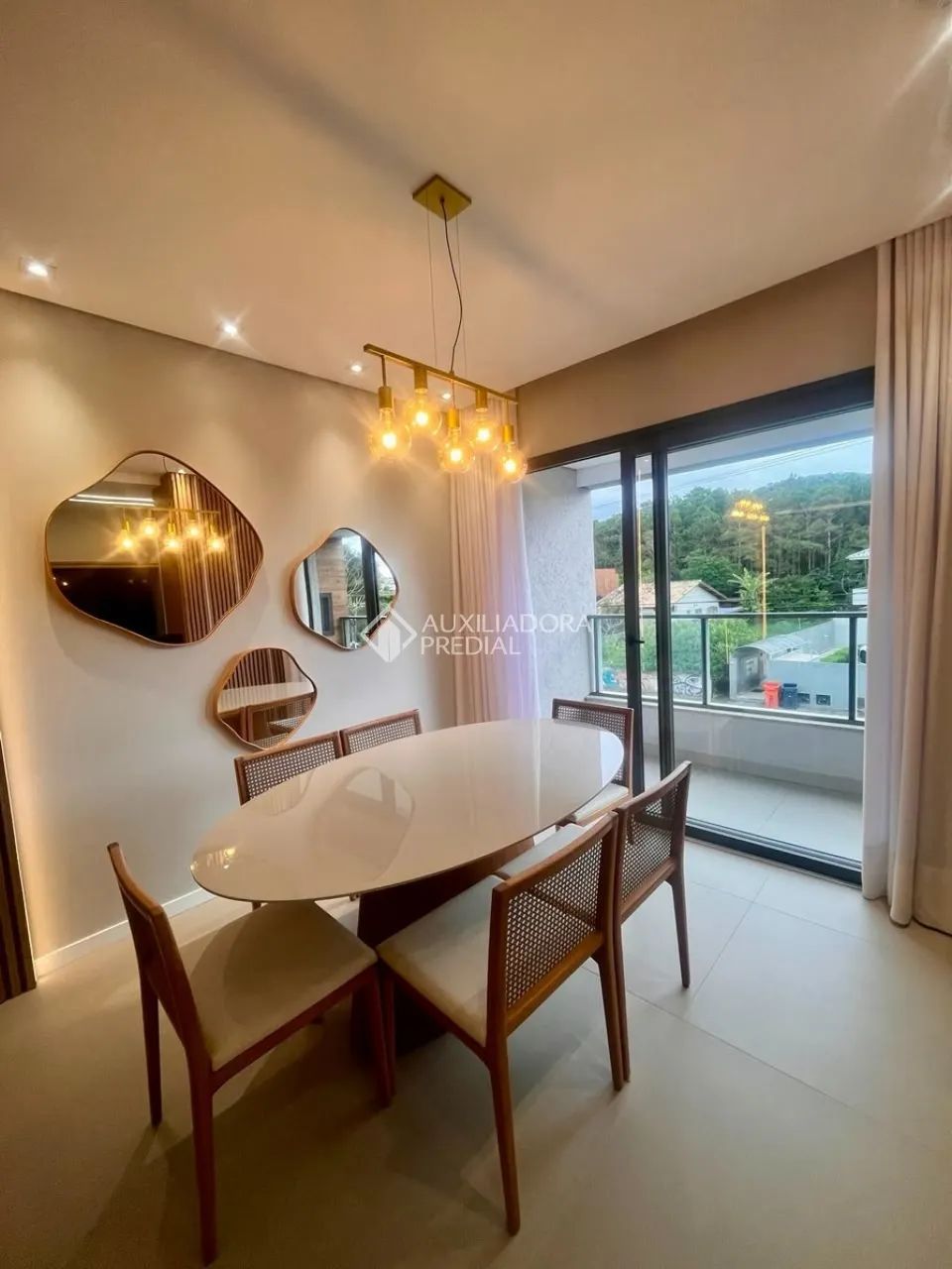 Locação Anual - Apartamento Mobiliado no Morro das Pedras - Foto 4
