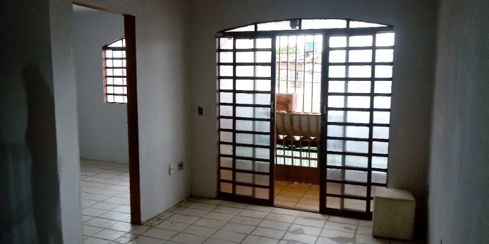 Casa com 5 quartos - Foto 2
