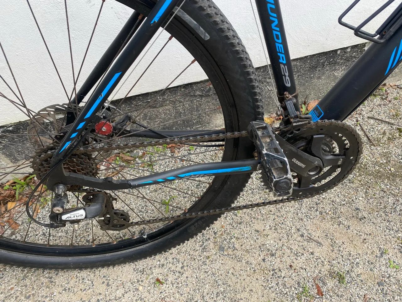 Bicicleta Zonic Thunder M Aro 29 - Shimano - 21 Marchas - Foto 4