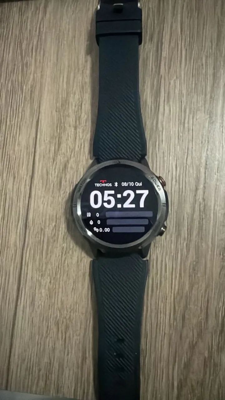 Smart watch technos connect.