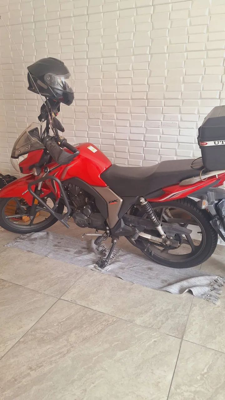 Moto vermelha