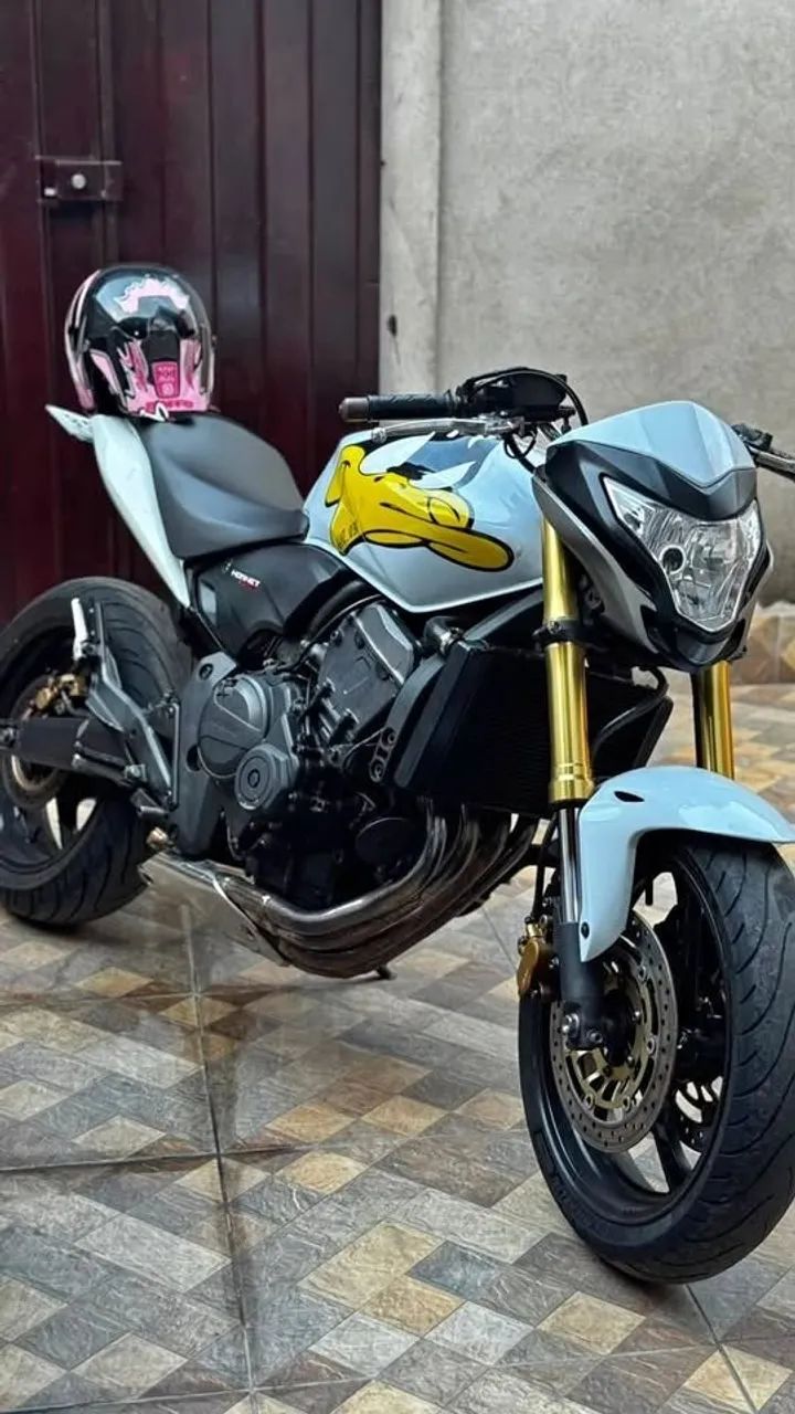 Honda hornet 600f 2013