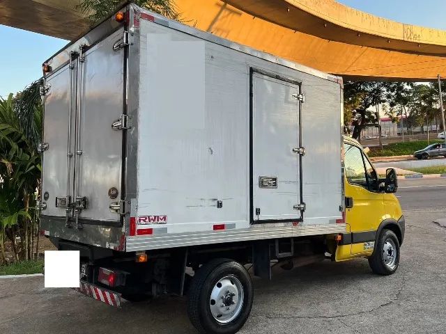 IVECO DAILY 35S14 ANO 2012 - Foto 4