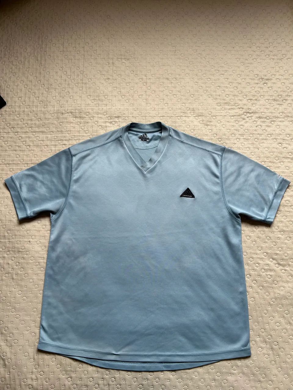 Camiseta Adidas Adventure original 