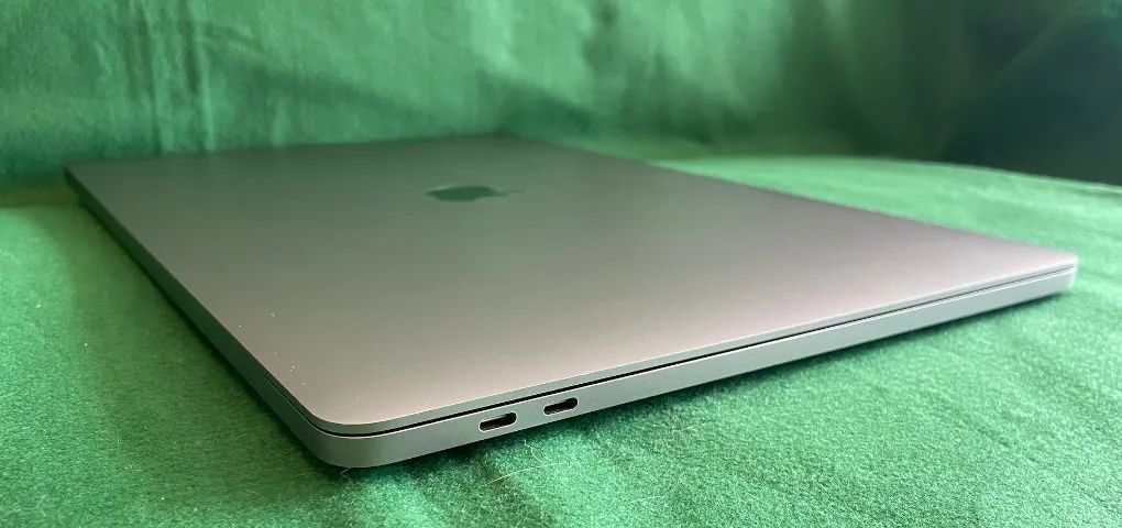 Macbook Pro 2019 i7 16GB 500GB - Notebooks - Bento Ferreira