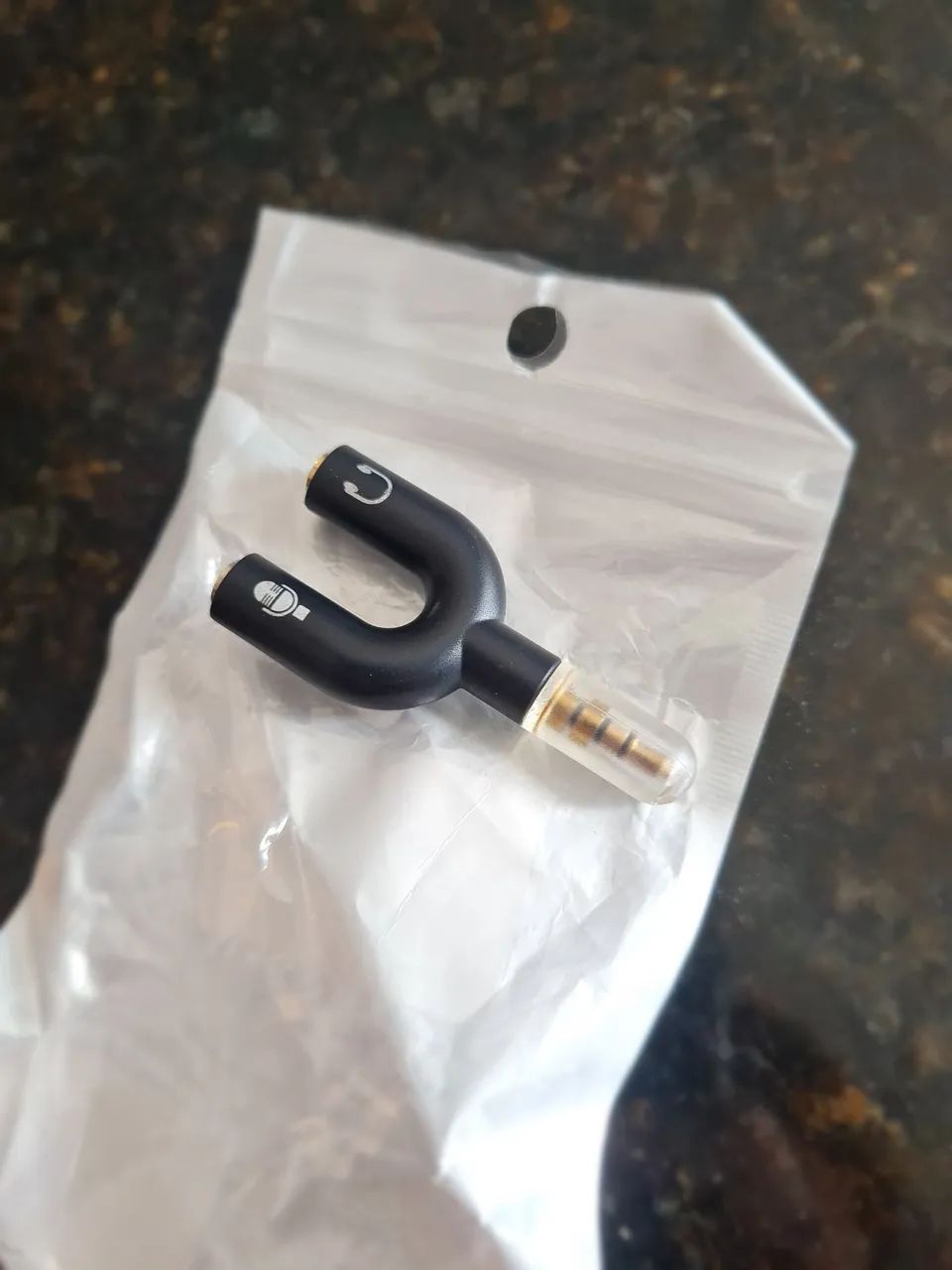 Adaptador P2 Splitter Fone + Microfone Headset Celular Notebook PC