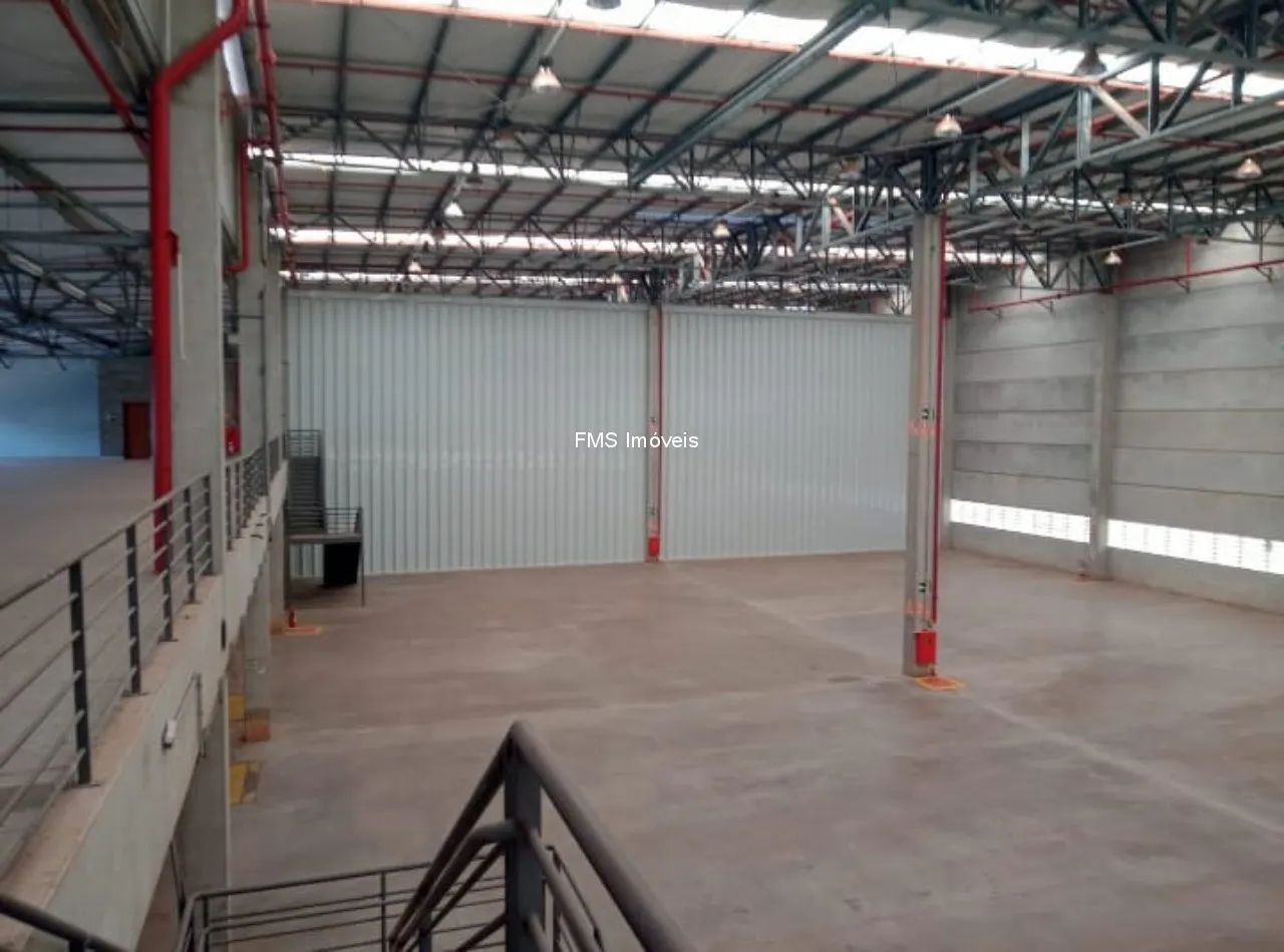 Galpão Comercial em Cajamar-SP, com 4.350m² de Área. - Foto 2