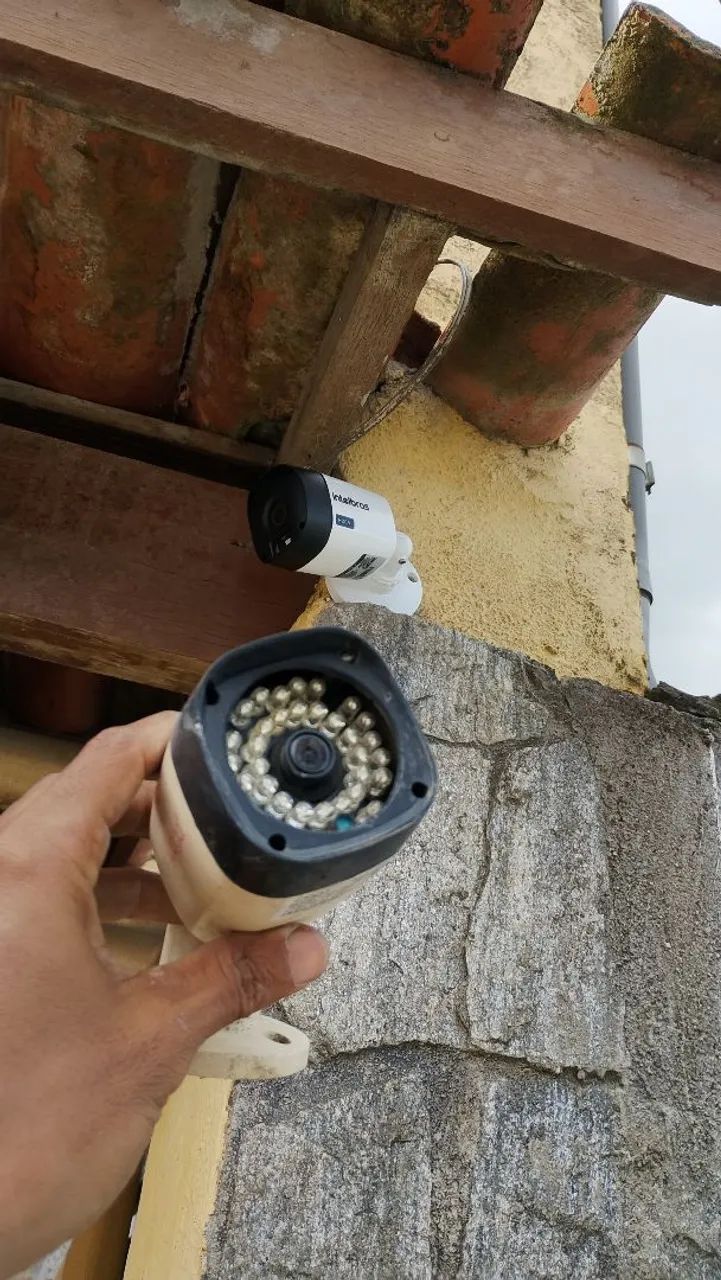 CERCA ELÉTRICA E CÂMERAS ! INSTALAÇÃO E MANUTENÇÃO SEGURANÇA ELETRÔNICA. - Foto 2