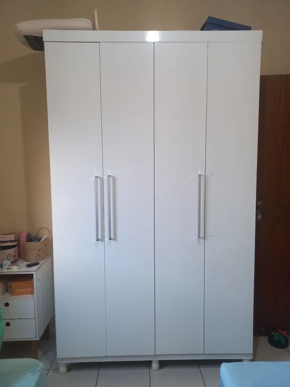 Guarda-roupa semi novo