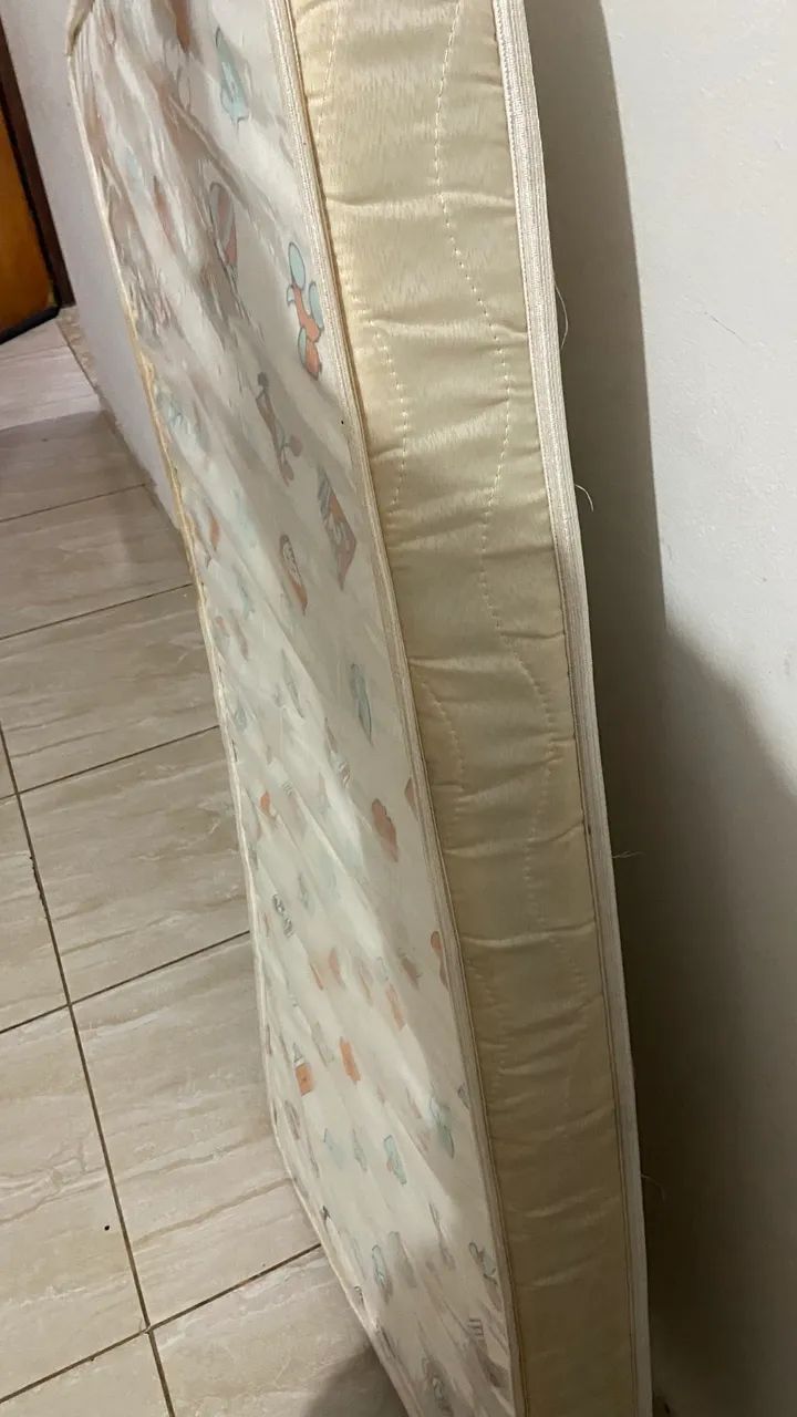 Colchão de berço infantil 