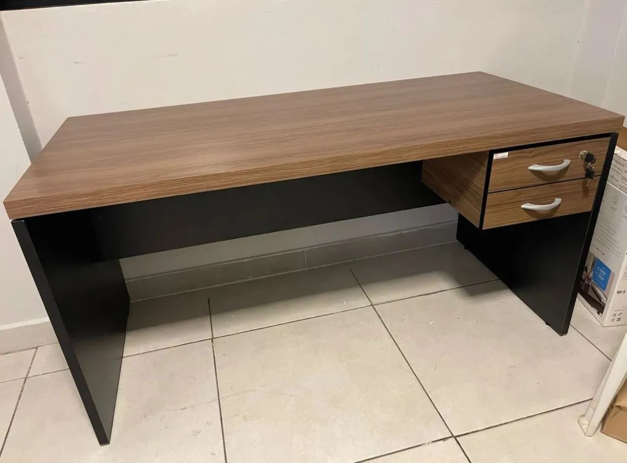 MESA DE ESCRITORIO 1.50x0.70 com gavetas LOJA IKONOFFICE 