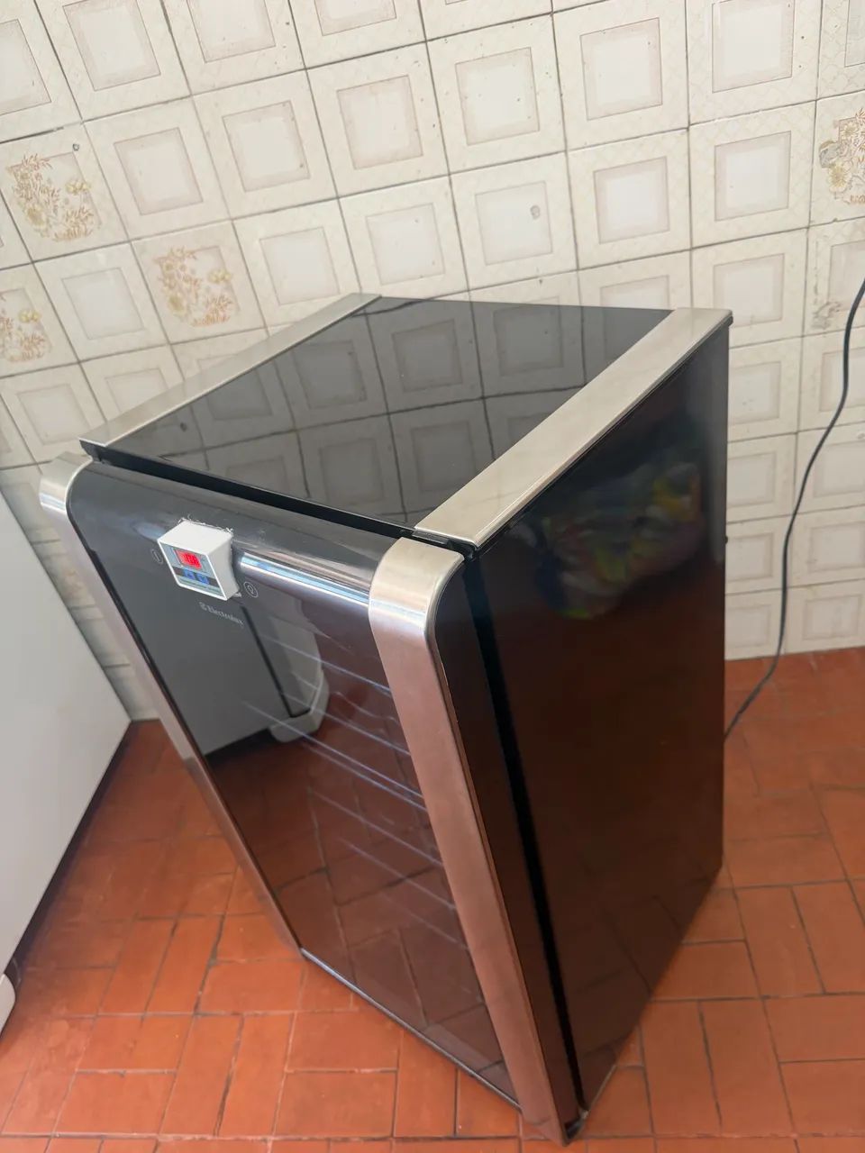 Adega frigobar Electrolux  - Foto 2