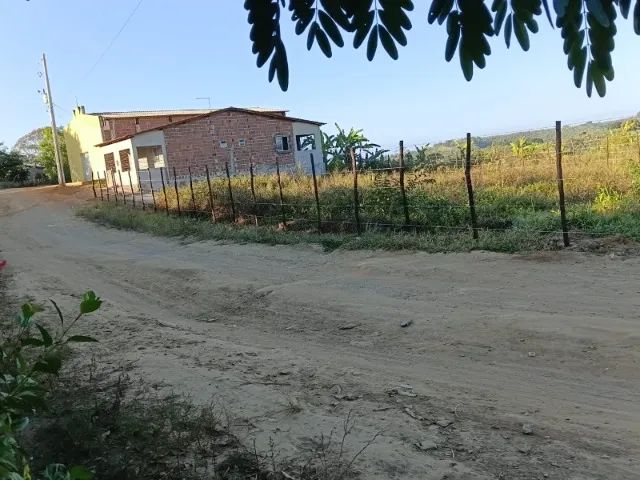 Casa com terreno grande - Foto 2