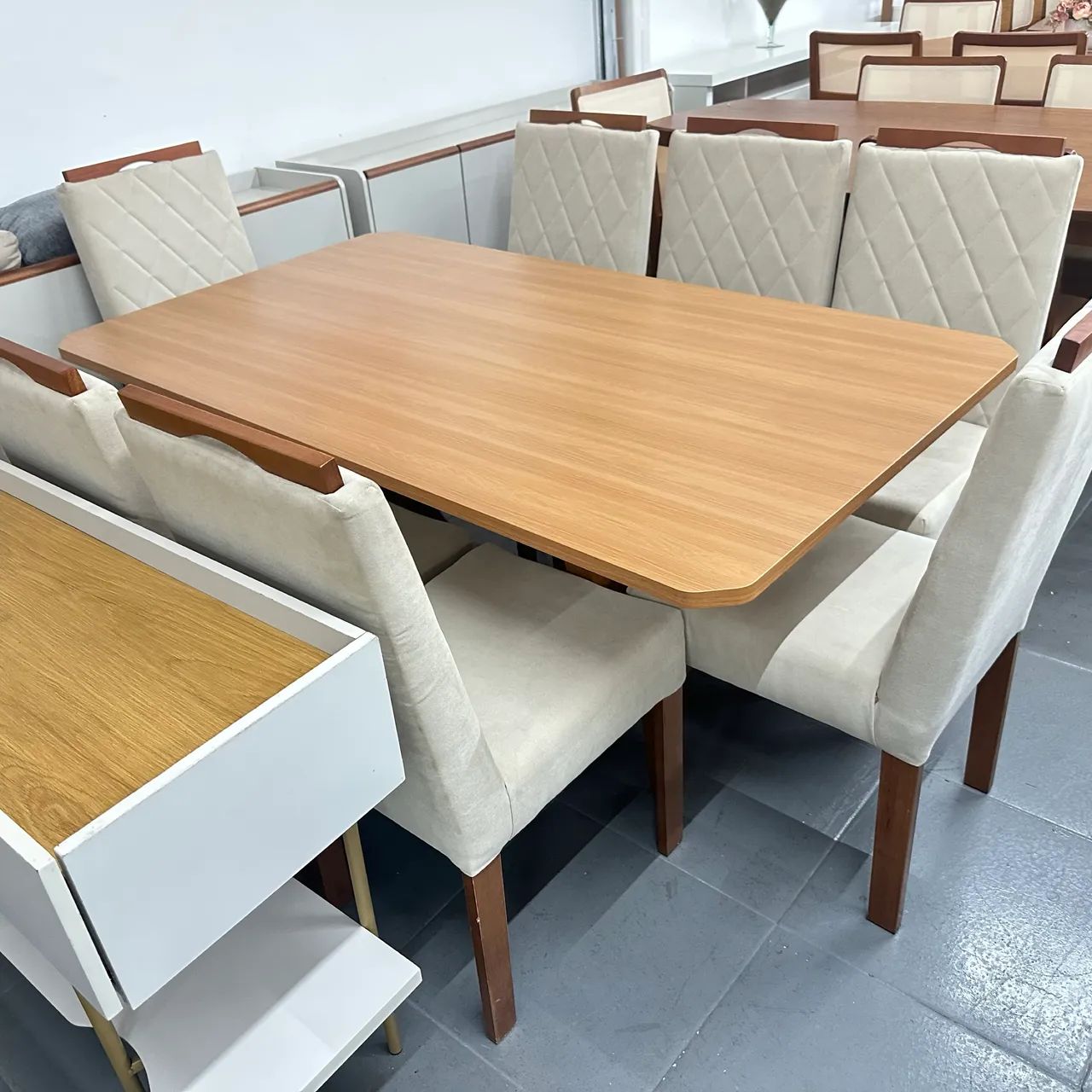 Mesa madeira maciça 