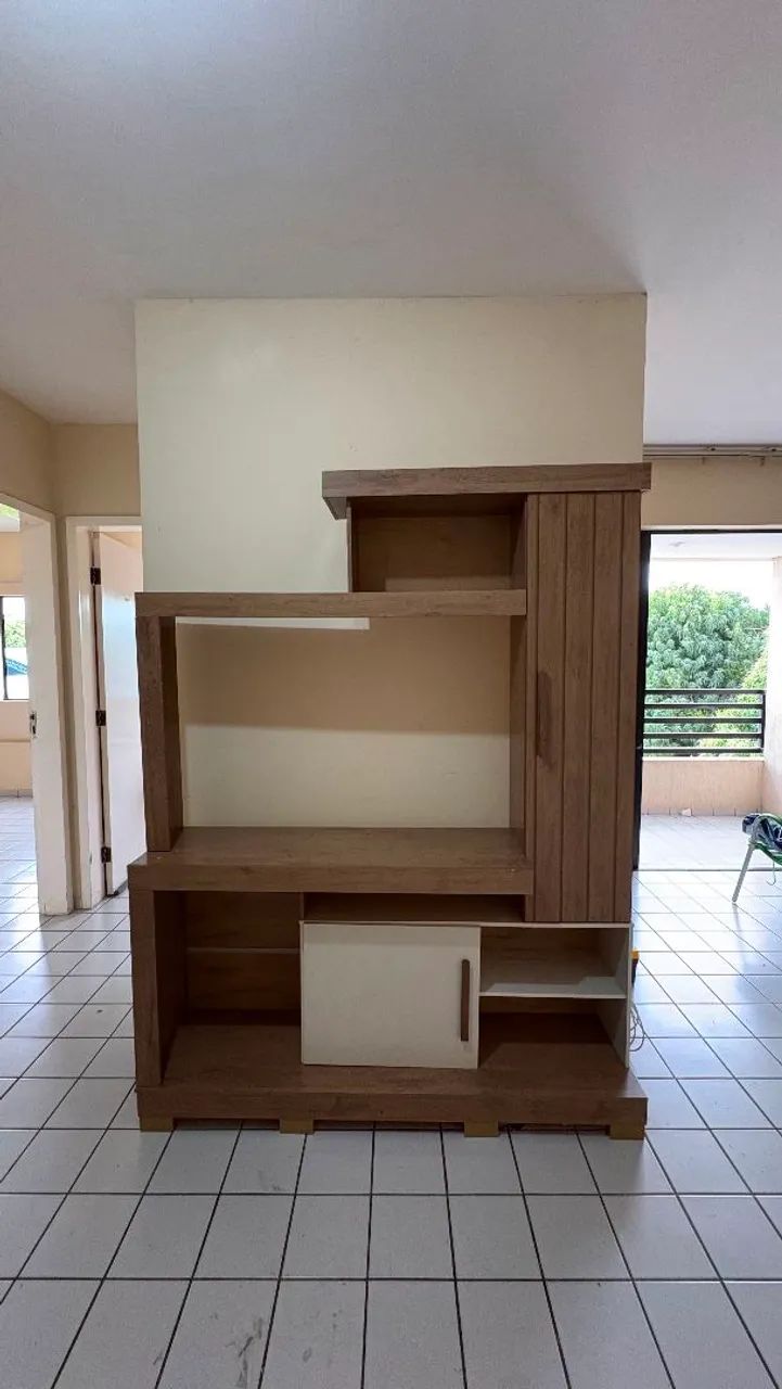 Rack com armarios imbutidos 