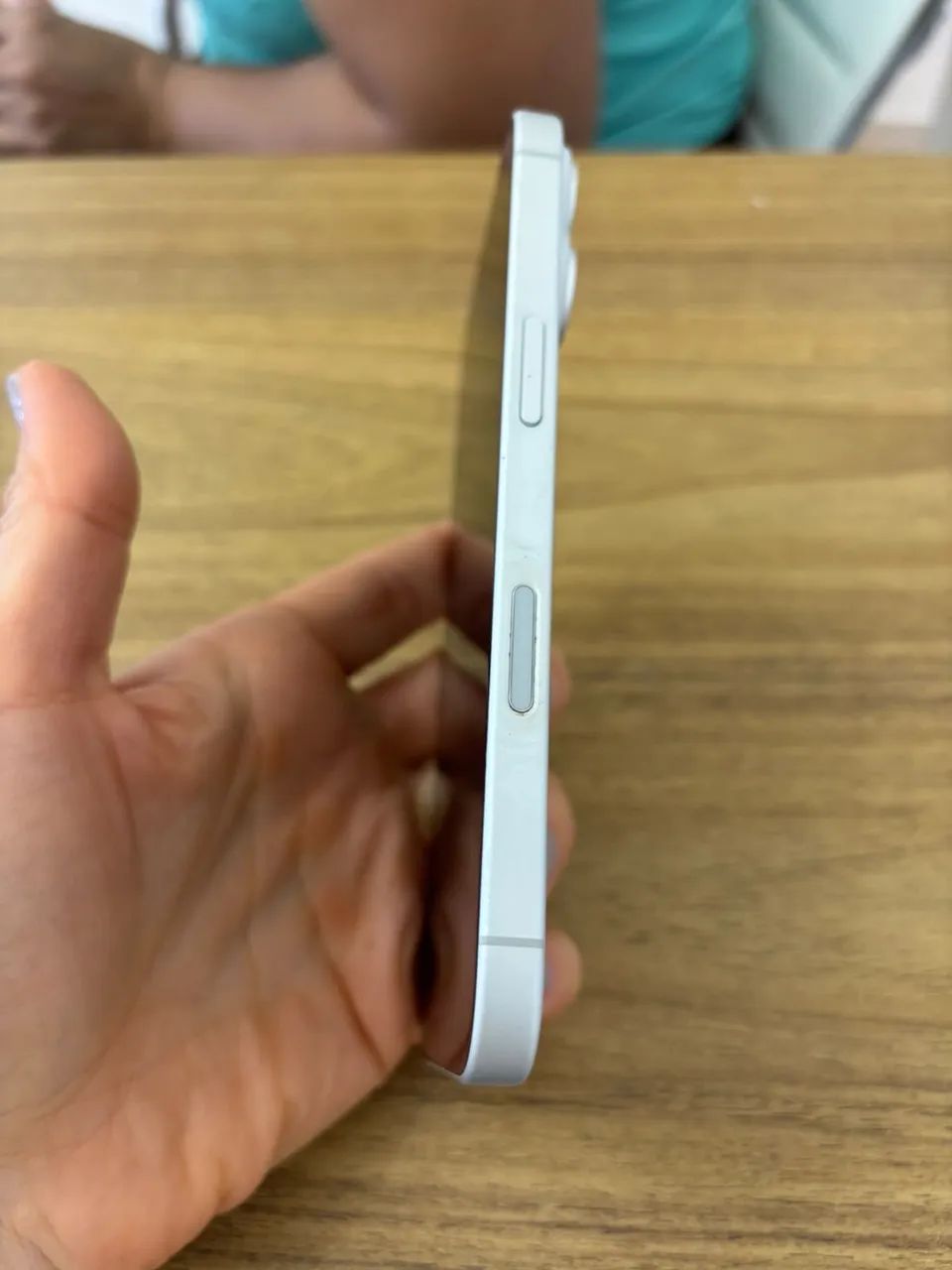 Iphone 16 branco semi novo  - Foto 2