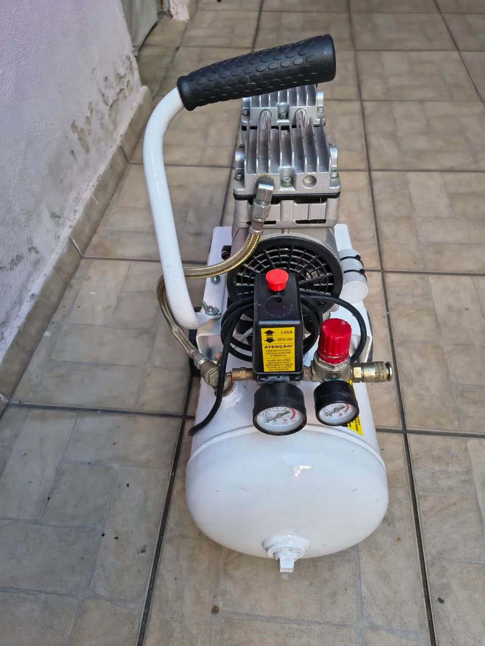 Compressor de ar 24l - Foto 2
