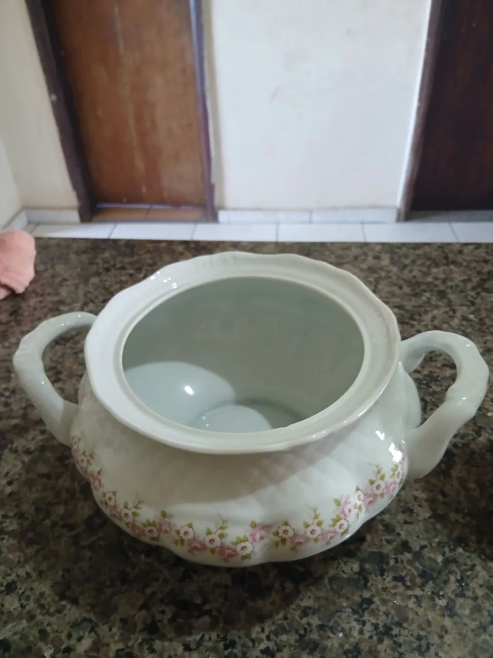 Antiguidade porcelana, Sopeira e vaso - Foto 2
