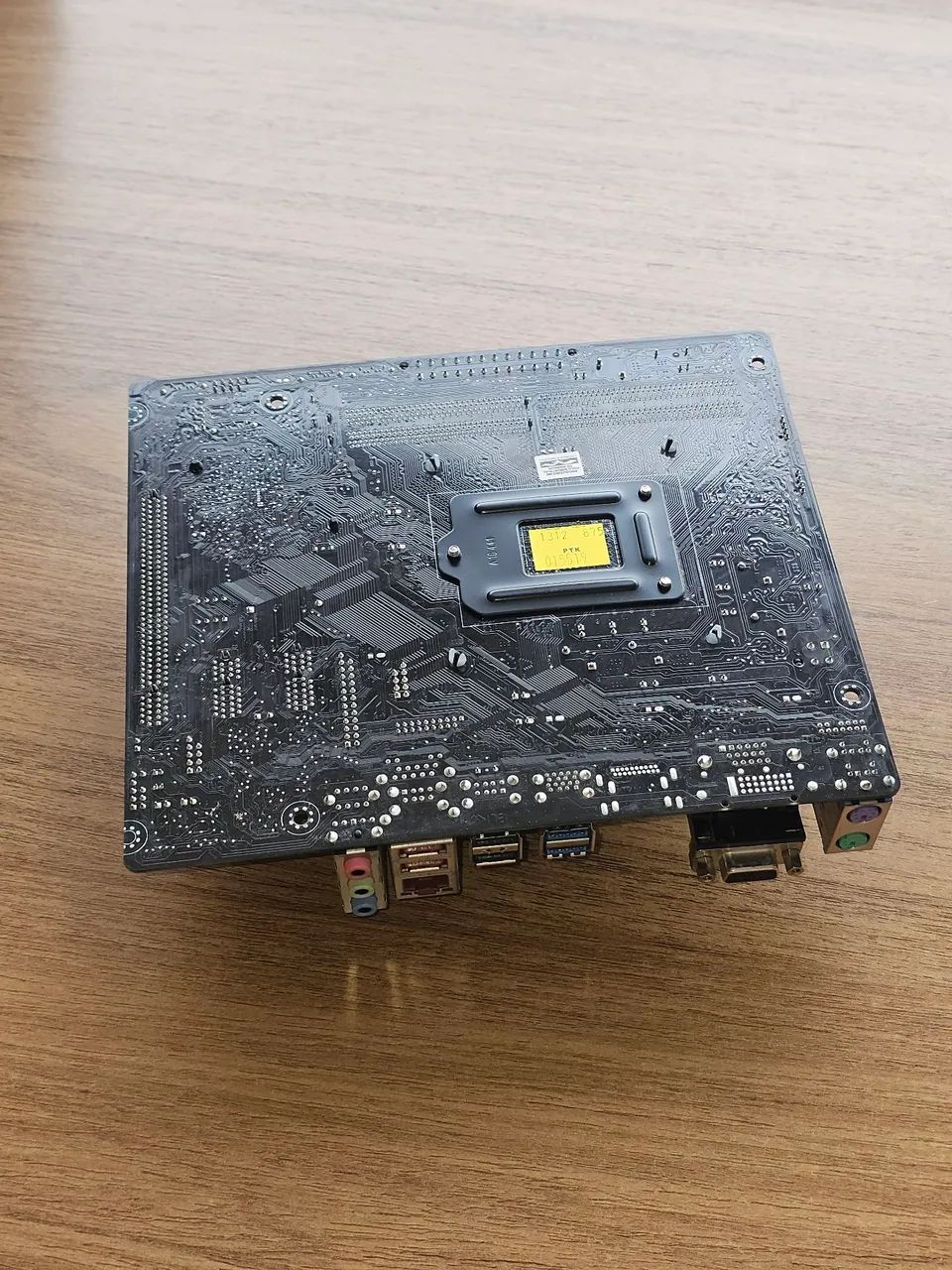 PLACA MÃE ASUS H110M-CS - Foto 3